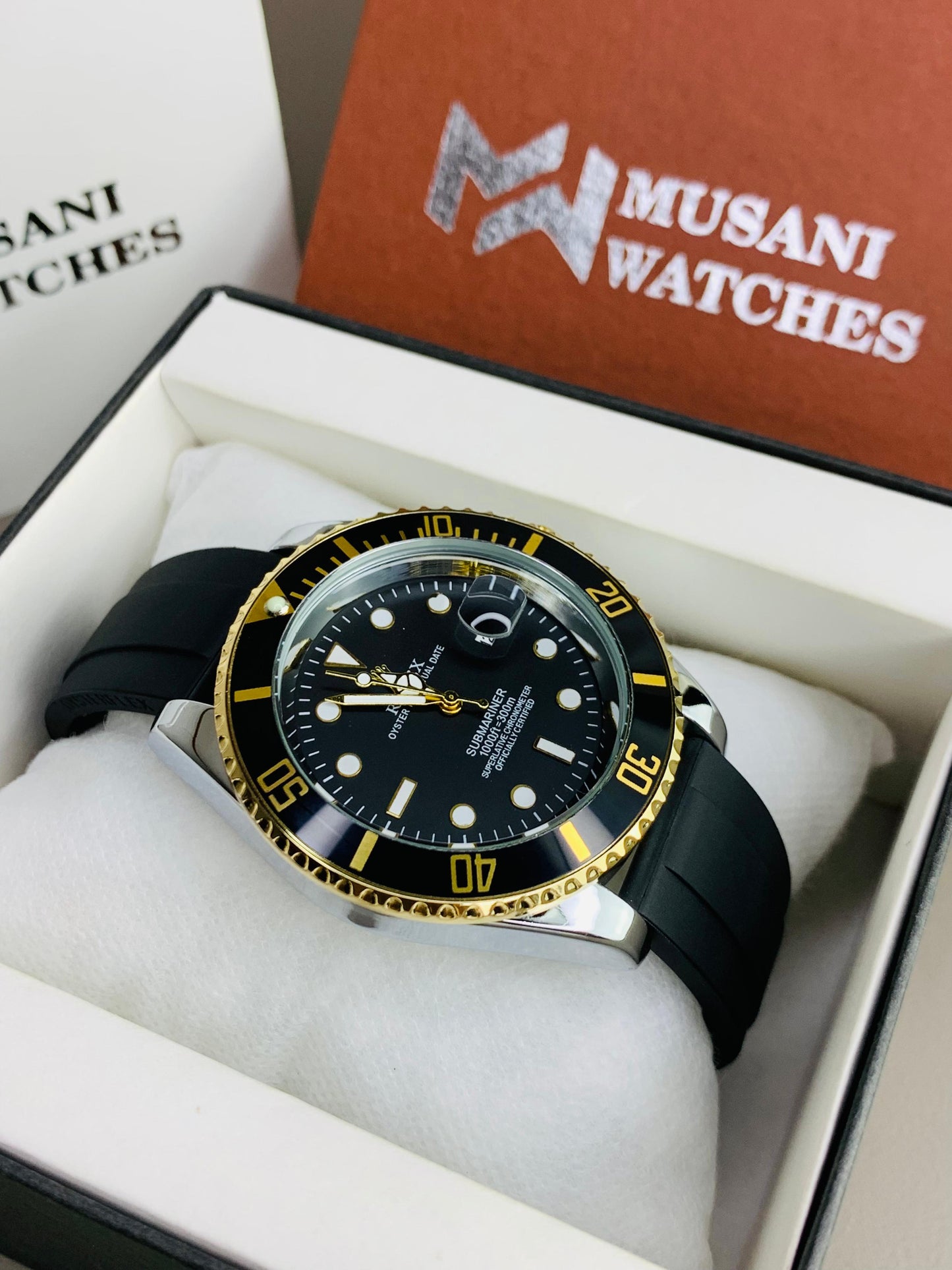 Sub Strap With Date (Two Tone Black)
