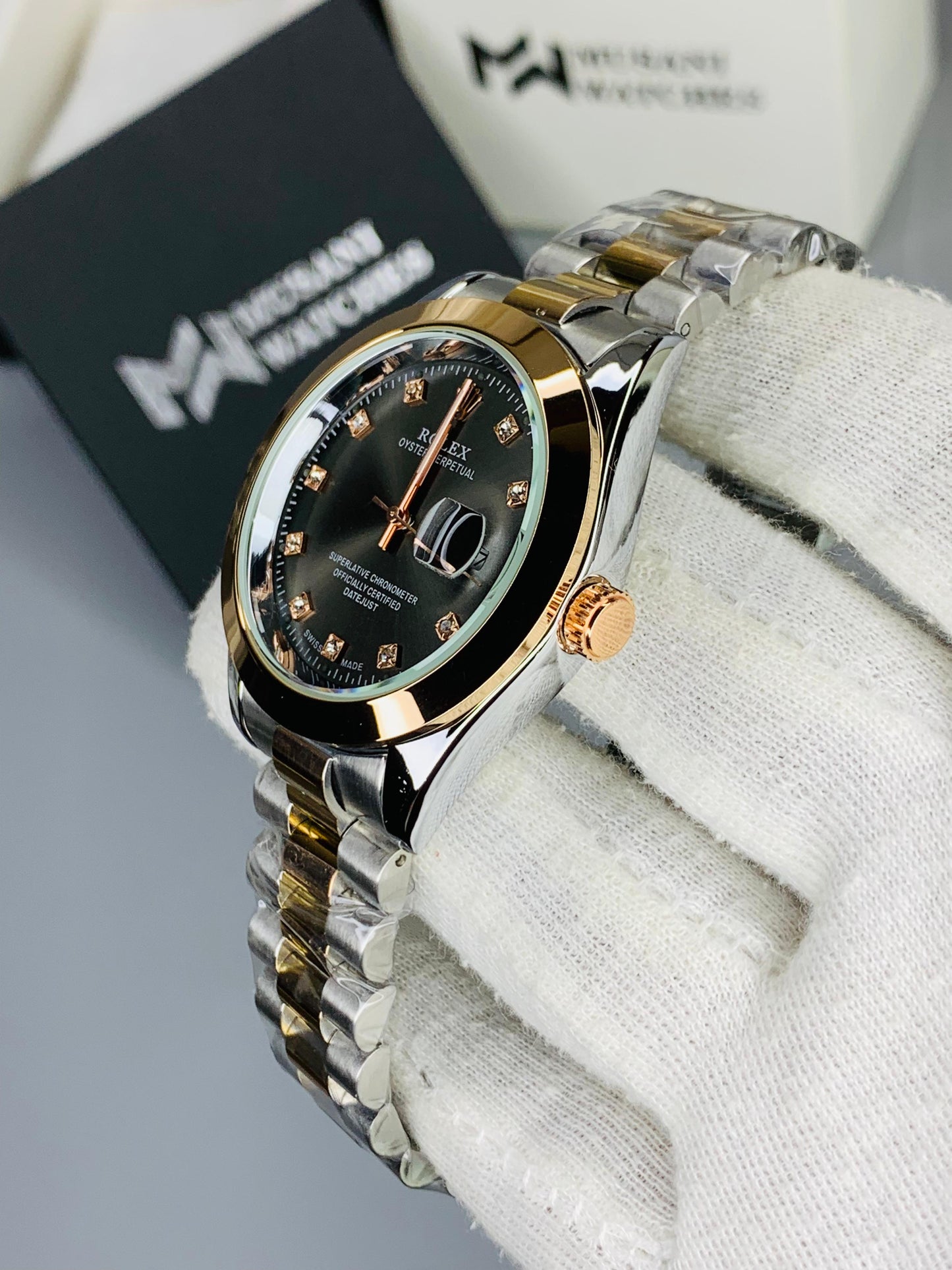 Two Tone Stone Model With Date (Rose Gold Black)