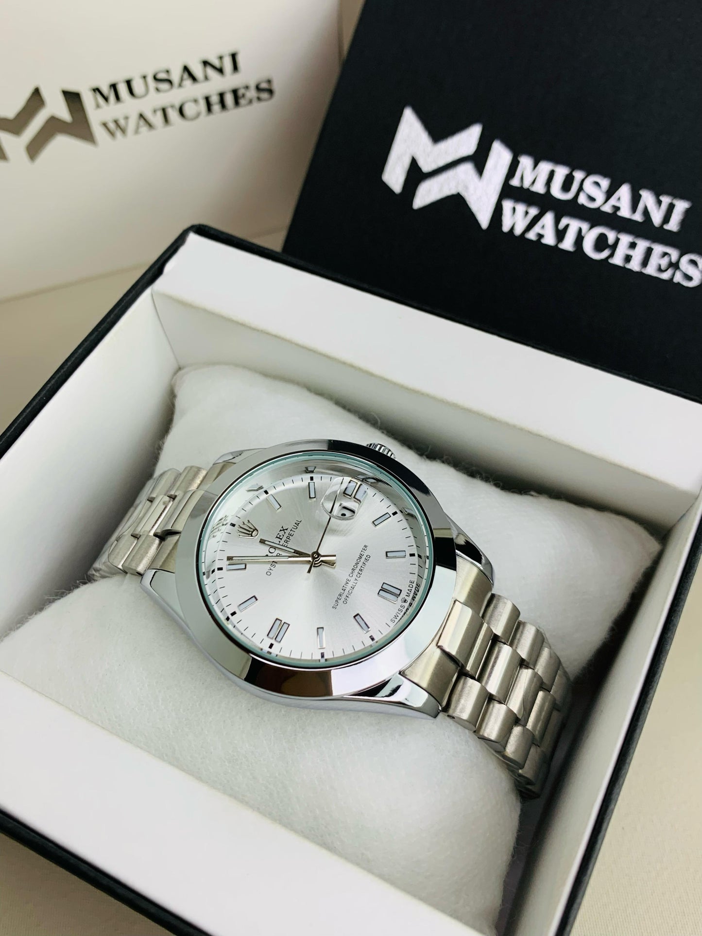 Classic Plain Case (Silver Inner White)
