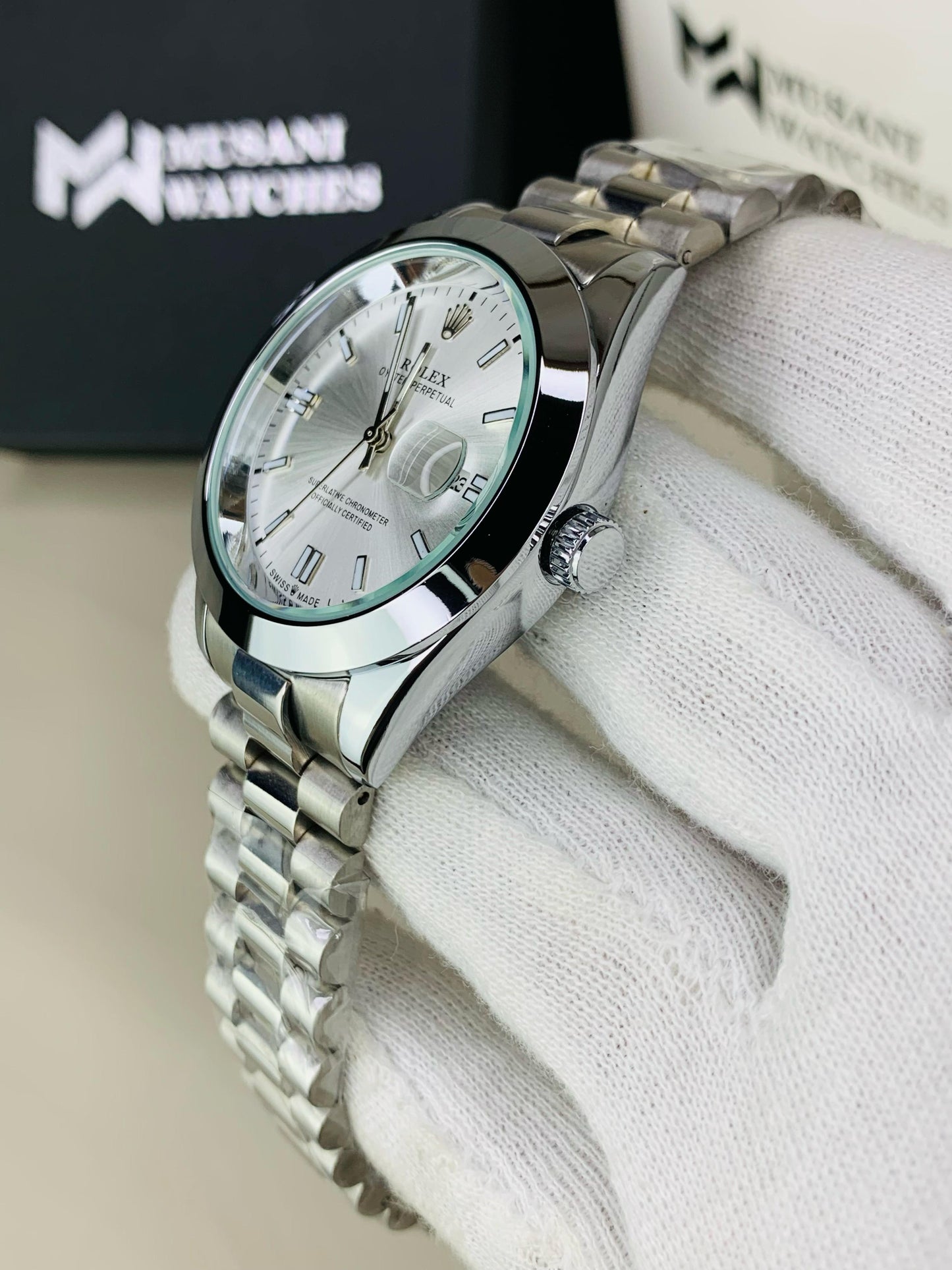 Classic Plain Case (Silver Inner White)