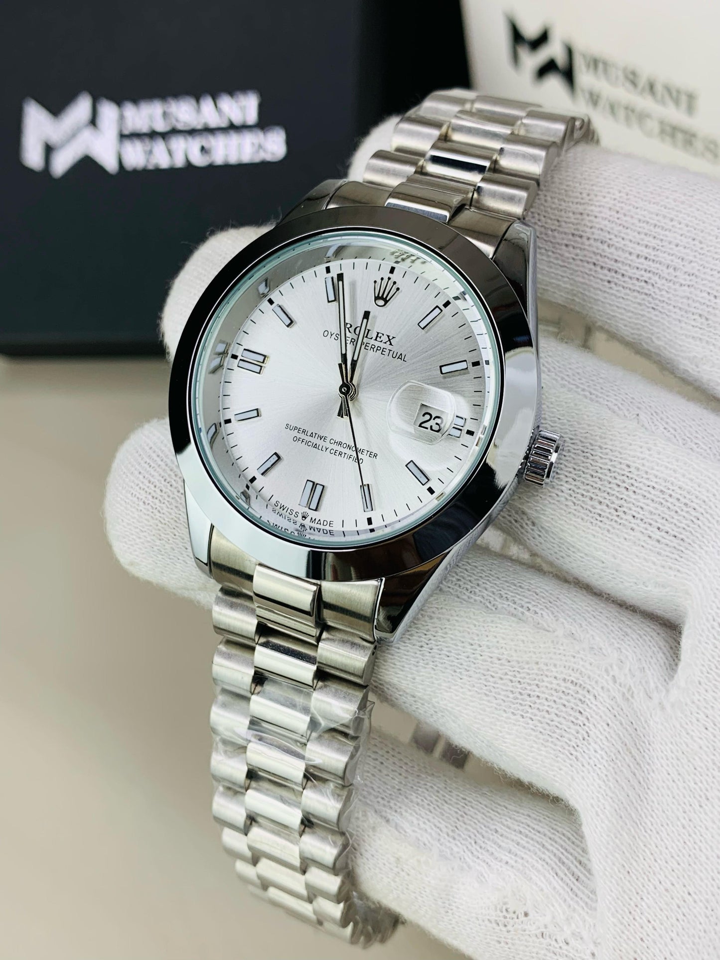 Classic Plain Case (Silver Inner White)