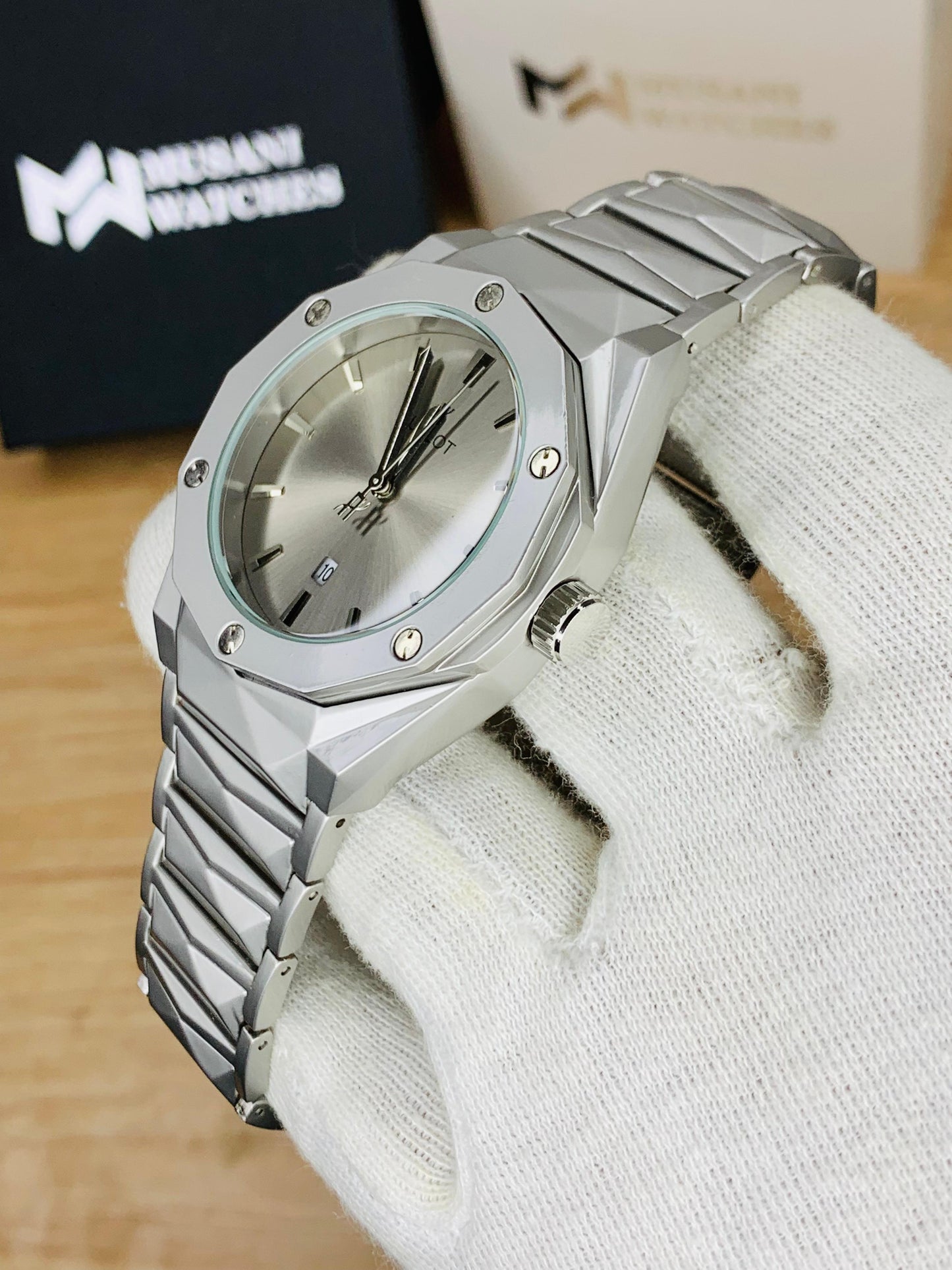 HB Plain Diamond Texture Model (Silver Dial)