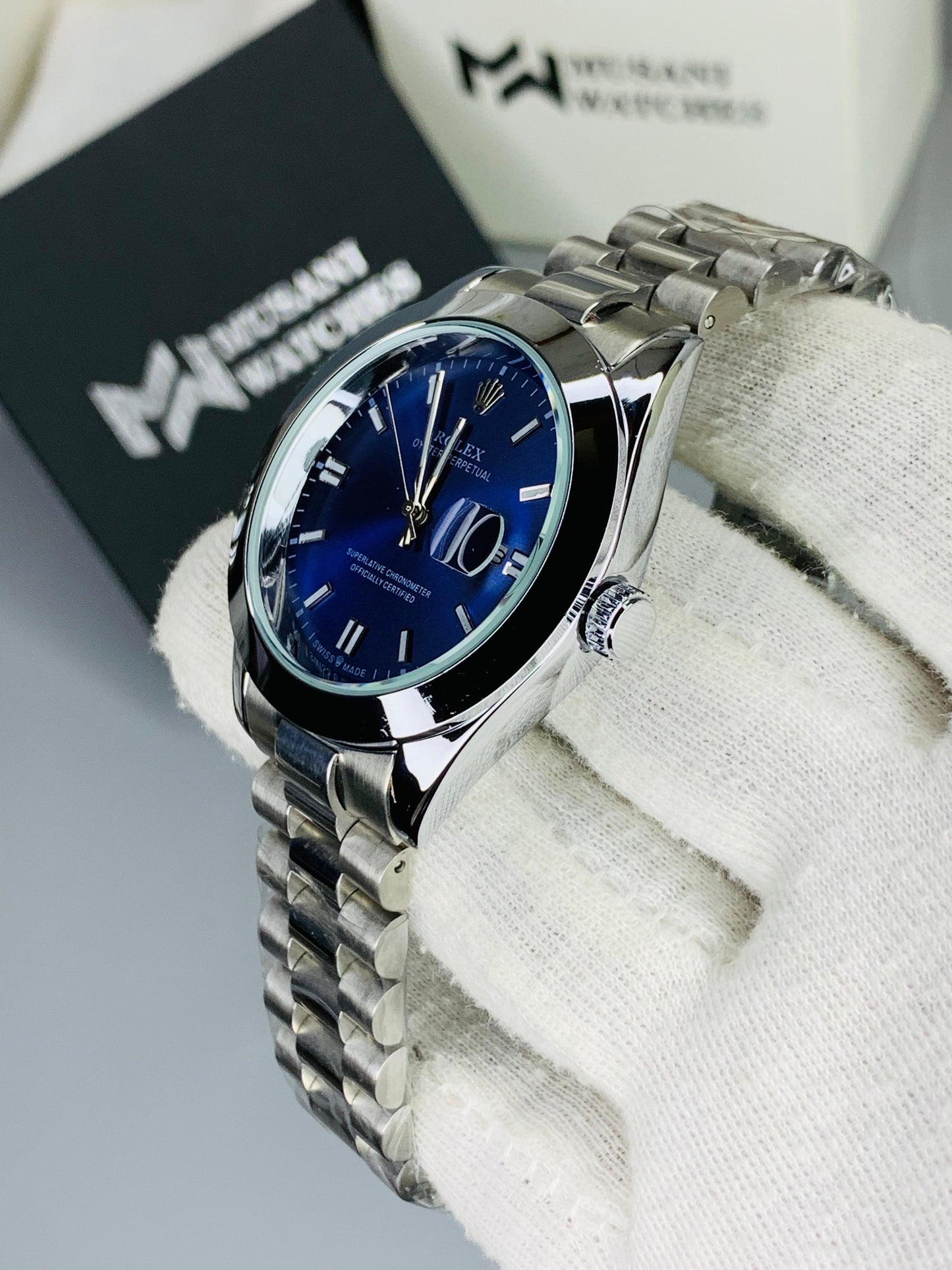 Classic Plain Case (Silver Inner Blue)