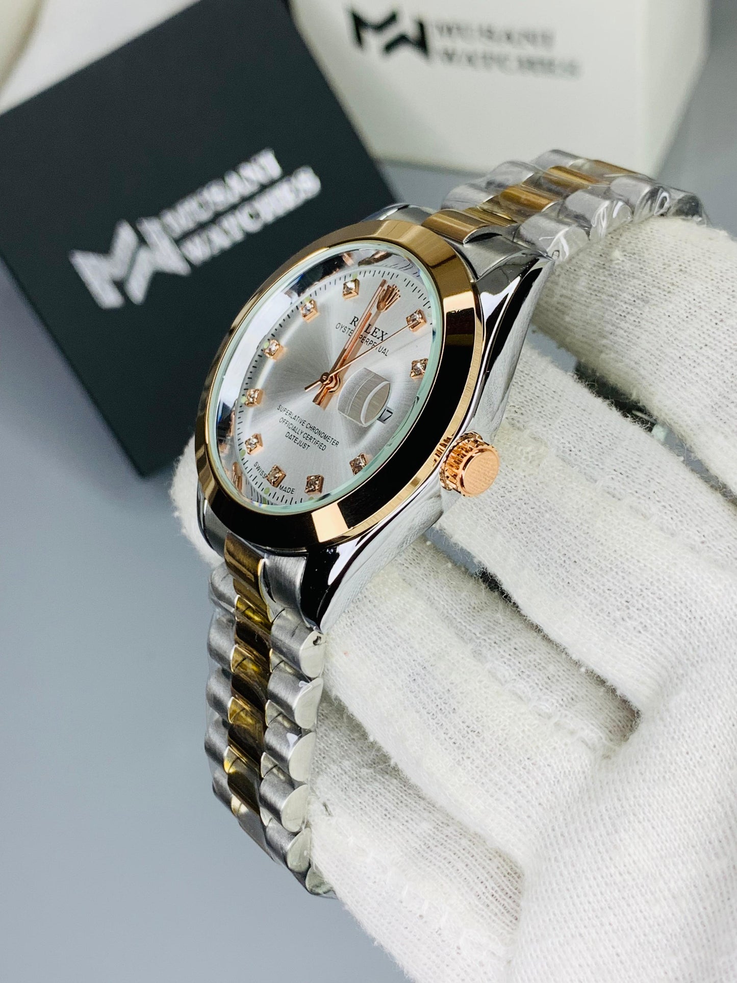 Two Tone Stone Model With Date (Rose Gold)