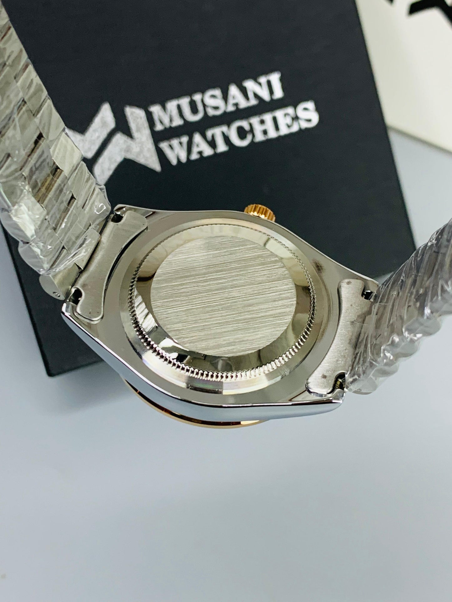 Two Tone Stone Model With Date (Rose Gold Black)