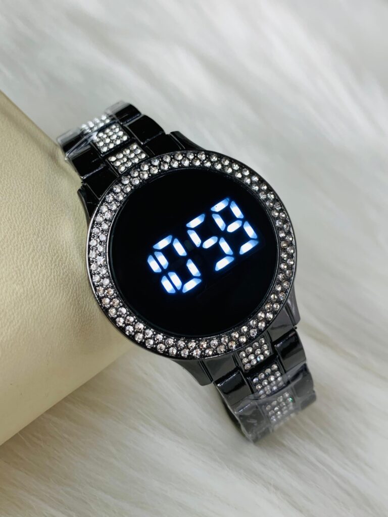 Religio Feminino LED Luxury Watch (Black)