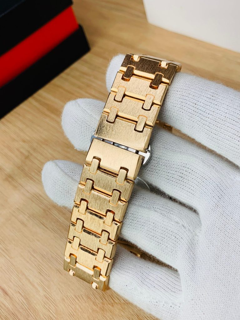 Trending Branded AP Model (Rose Gold Black)